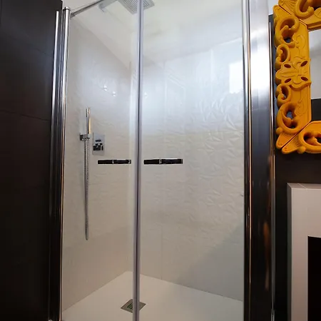 Hotel La Compagnia Del Viaggiatore 3*