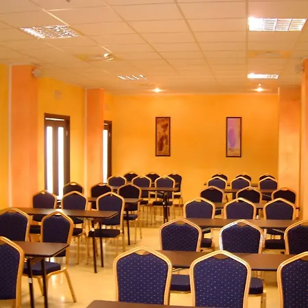 La Compagnia Del Viaggiatore فندق LʼAquila