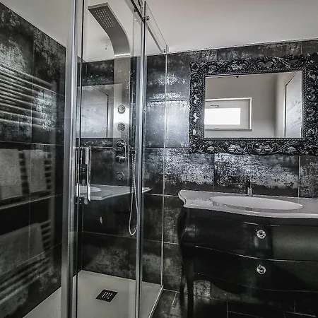 La Compagnia Del Viaggiatore فندق LʼAquila