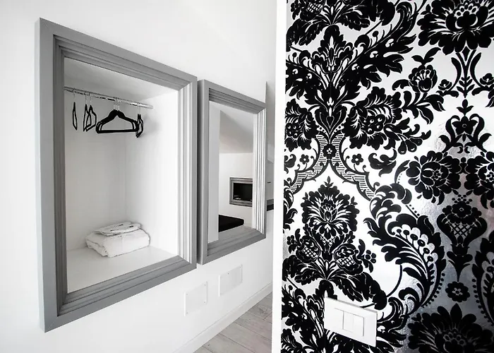 Hotel La Compagnia Del Viaggiatore 3*