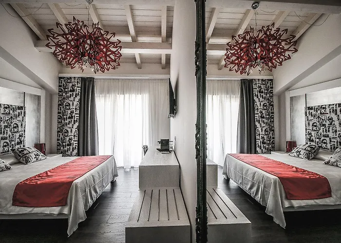 Hotel La Compagnia Del Viaggiatore 3*